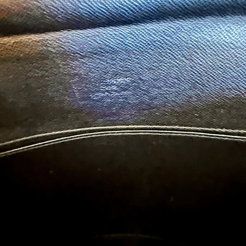 Auth Louis‎ Vuitton Black Taiga Porto Document Angara